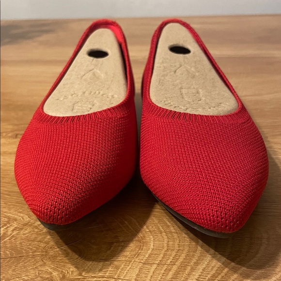 Vivaia Red Women's Flats - Picture 2 of 13